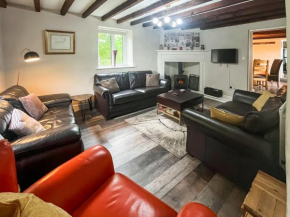 Dewy Lane Farm House